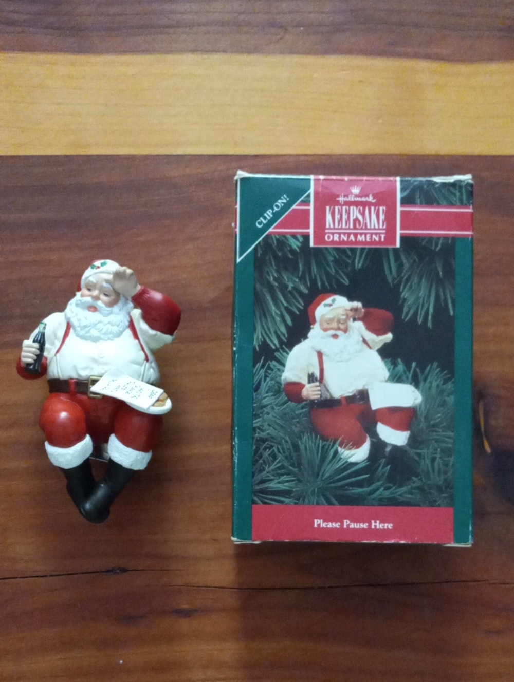 Vintage 1992 Hallmark Keepsake "Please Pause Here" Coca-Cola Santa Claus Clip-On